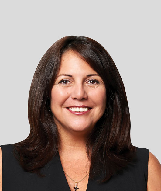 Mabel McMillan - remax cayman islands